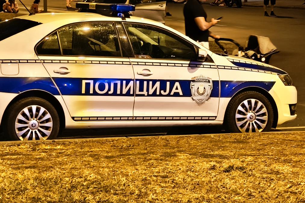 "GLEDALA JE UDARANJE PALICOM U GLAVU I KRV NA SVE STRANE" Majka devojčice koja je pomogla brutalno prebijenom dečaku u Novom Sadu: Bila je uplakana, unezverena