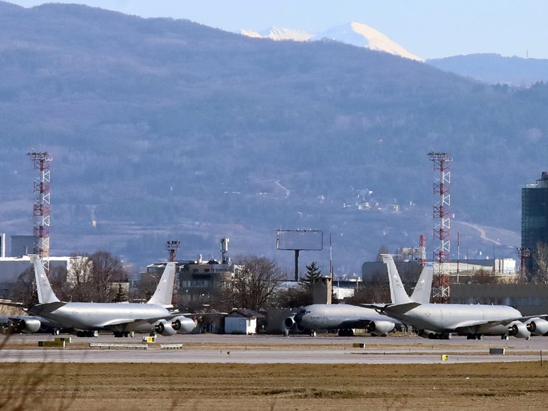 US самолетите се връщат за войната в Близкия изток (Обзор)