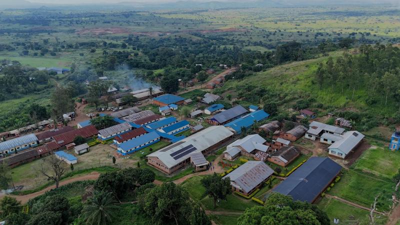 Ebola: Starlink livre 150 kits de connexion satellite pour appuyer la riposte en Ituri