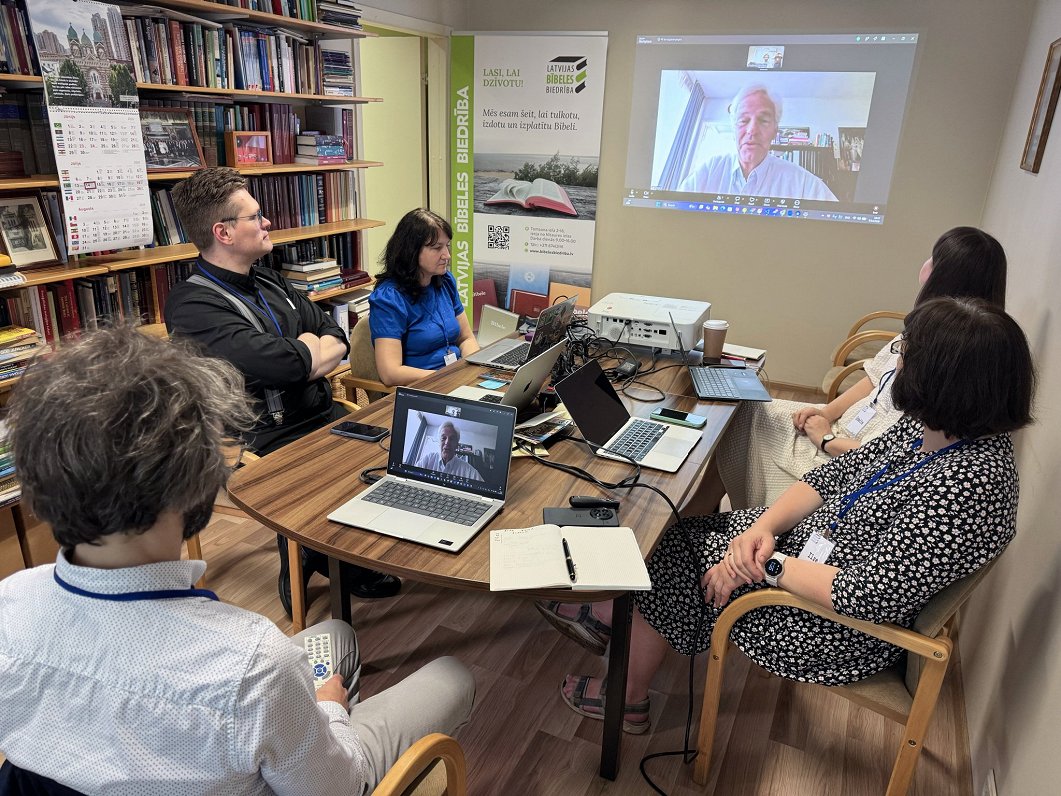 Work starts on translating New Testament into modern Latgalian