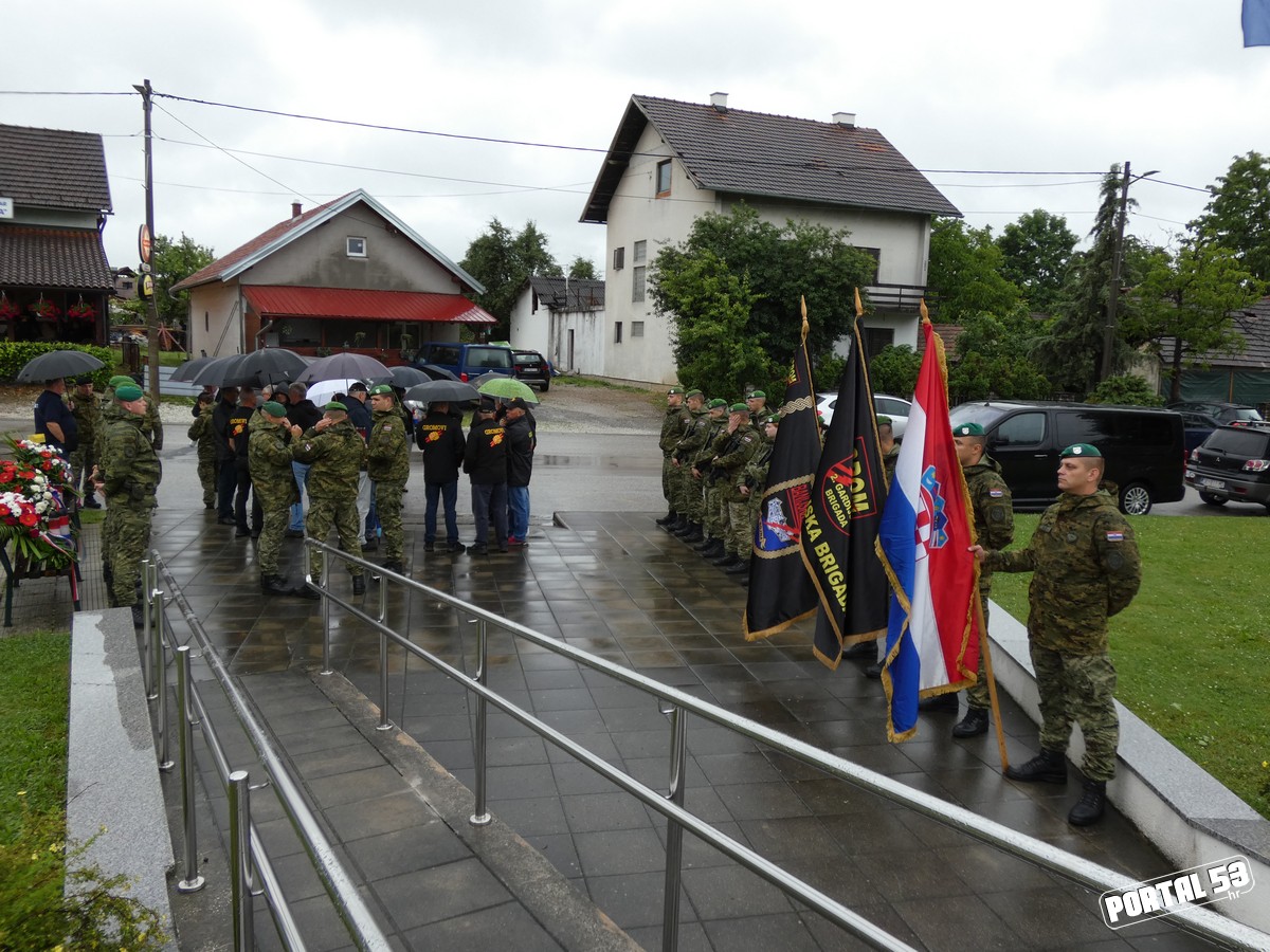 Obilježena 35. obljetnica 2. pješačke bojne/2. gardijske brigade Gromovi „Banijske oluje“