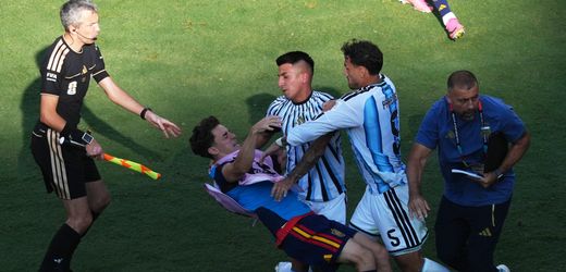 Fußball-WM-Finale gegen Spanien: Fifa ermittelt gegen Argentinien wegen Tätlichkeiten auf dem Platz