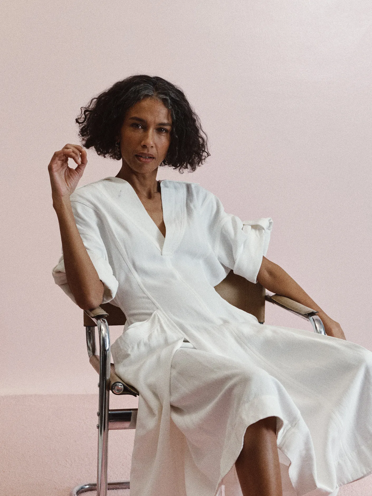 Summer Blush Hacks That Are Perfect For Mature Skin, According to Bobbi Brown