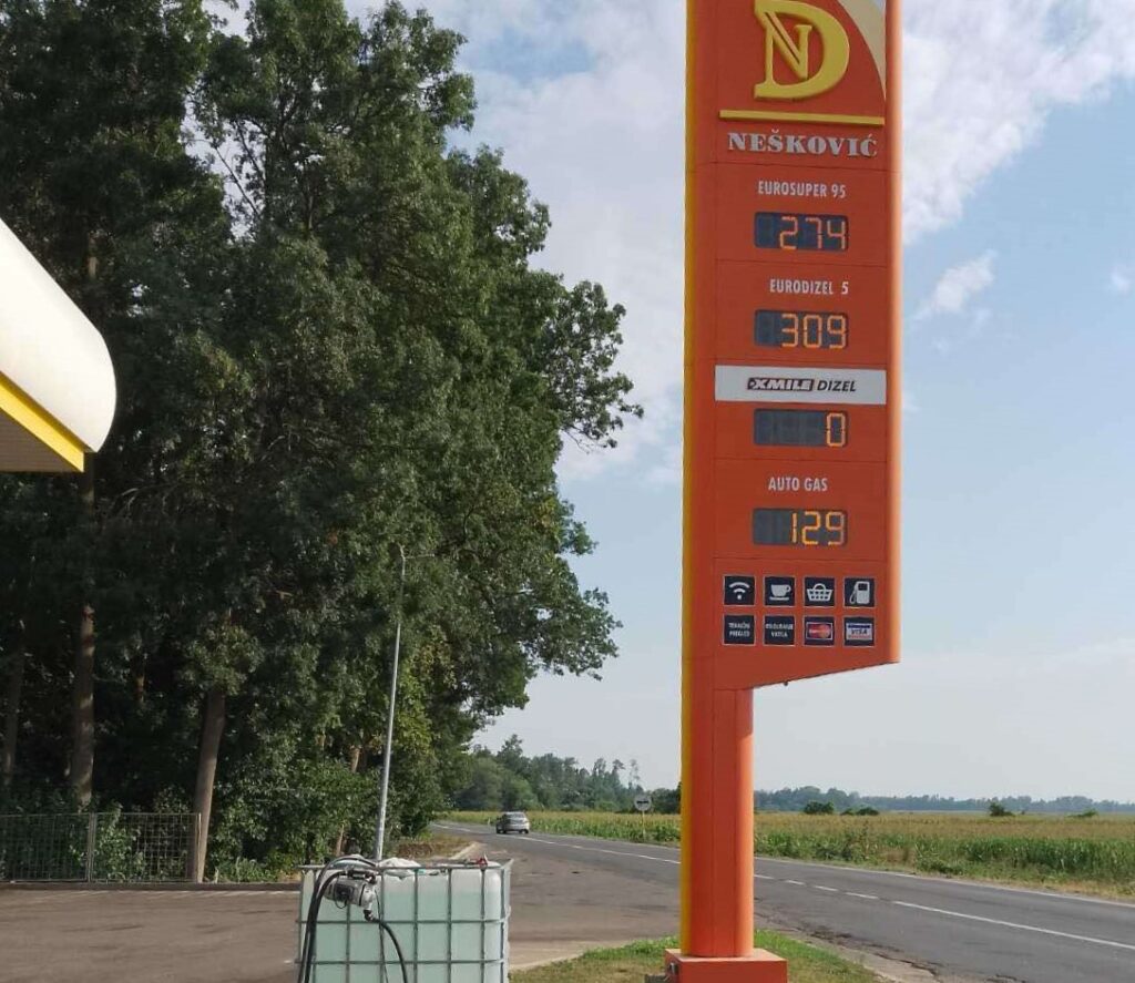 Mnogi iz Srema i dalje idu po gorivo u BiH: Evo koliko danas koštaju benzin i dizel na pumpama kod Bijeljine