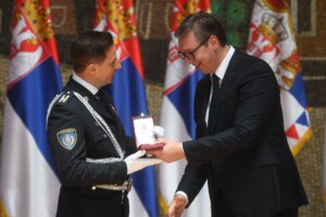 Dalje ovako neće da može