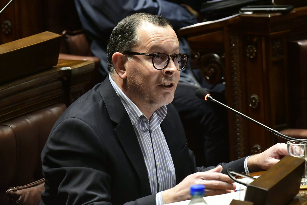 Perrone denunció que los partidos "violan la Constitución" al no negociar la designación de un fiscal de Corte