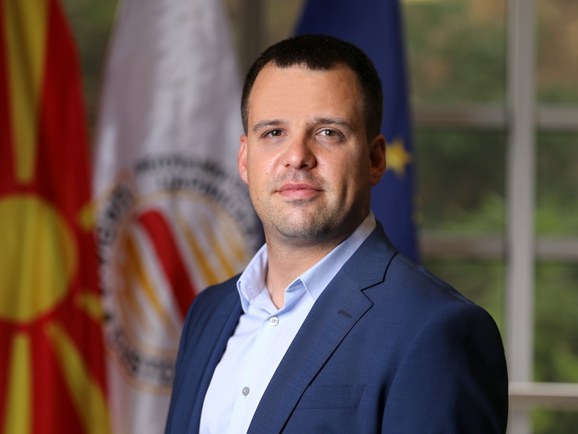 Obvinitelstvoto stravuva deka Bogoev može da izbega i da vlijae na svedoci