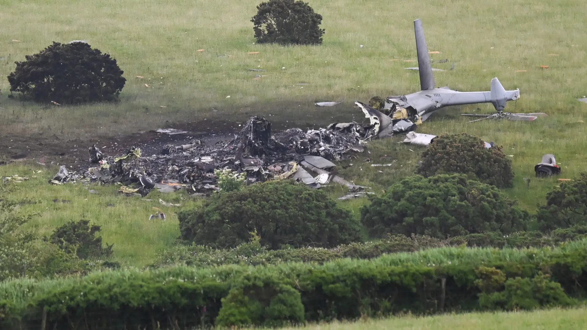  Mueren tres miembros de la Marina británica tras estrellarse un helicóptero en Inglaterra 