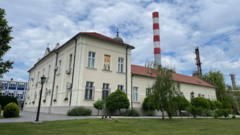 Manastir u pančevačkoj rafineriji: 'Do ograde jedan svet, iza ograde drugi'