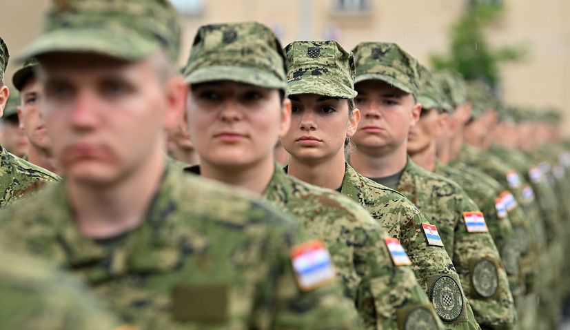 900 recruits take oath in Croatia’s second mandatory military training intake