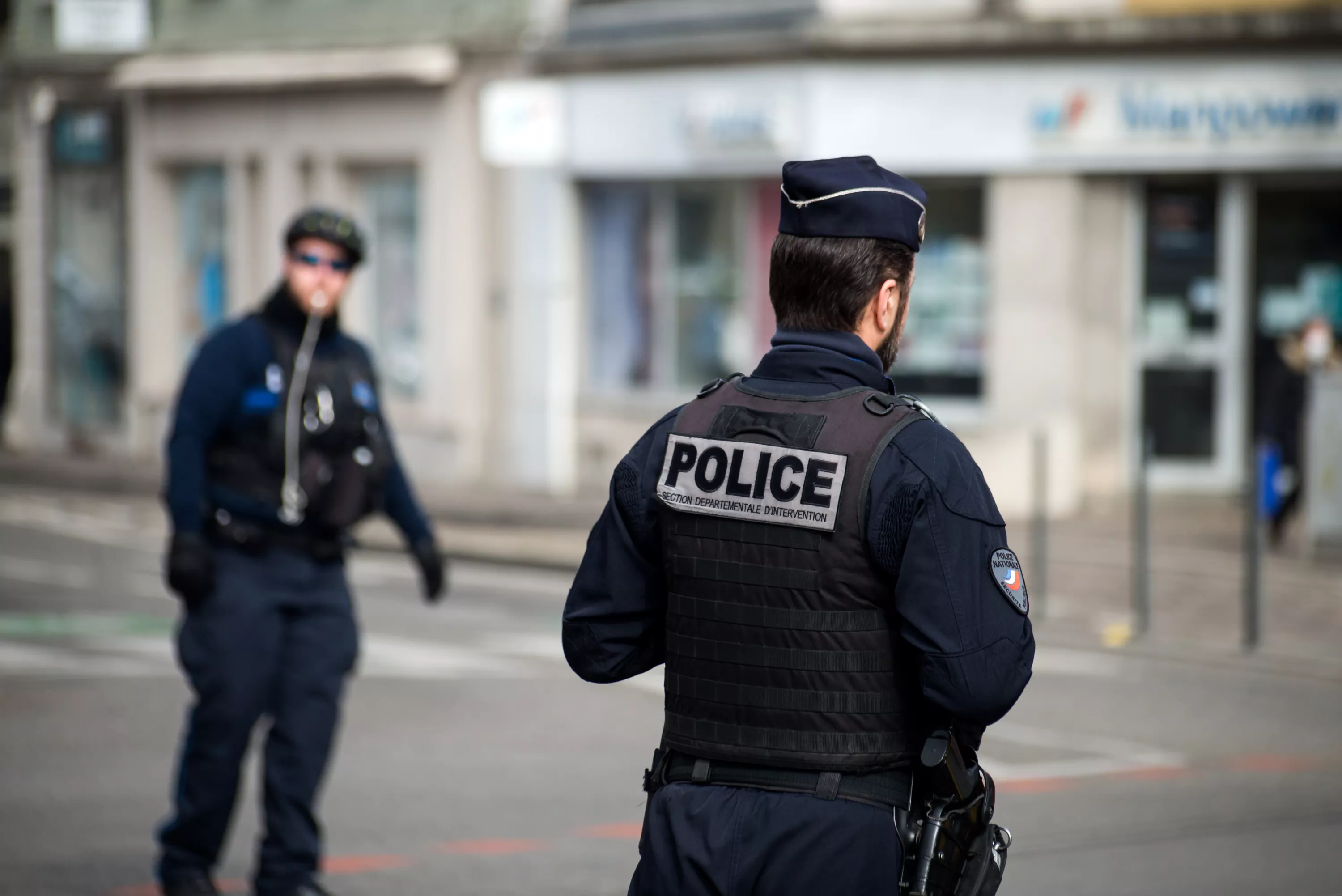 Marseille : un policier grièvement blessé lors d’un refus d’obtempérer, quatre suspects interpellés