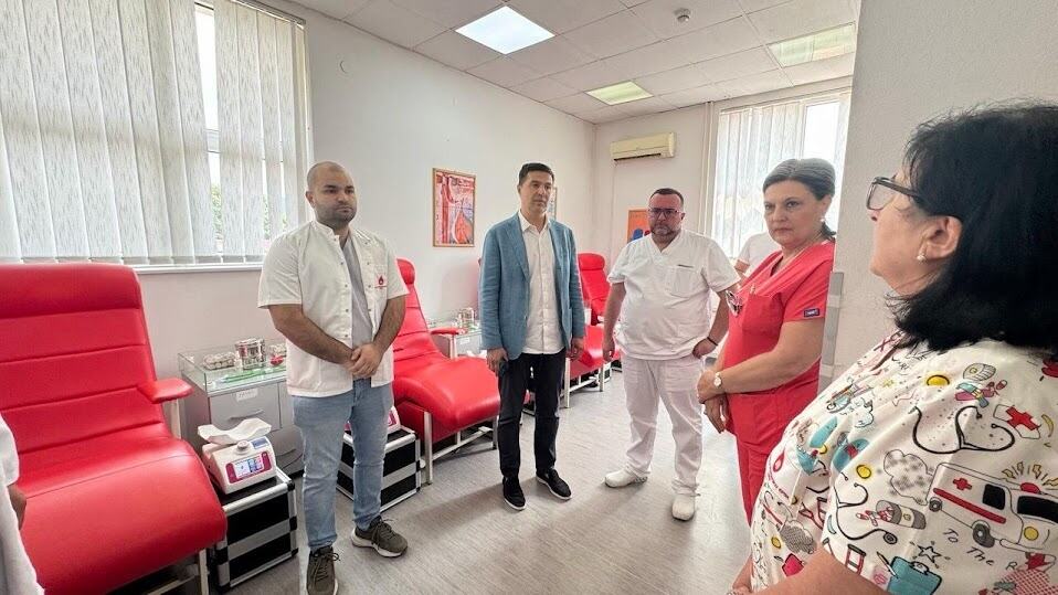 NIŠ HITNO REAGOVAO NA APEL DEČIJIH KLINIKA U BEOGRADU! Lazarević i Pavlović: Krv za našu decu je naša moralna obaveza