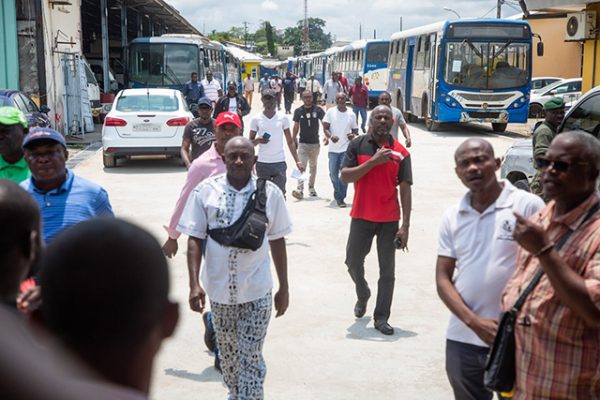 Sogatra : les agents brandissent la menace d’une grève illimitée sur fond d’arriérés de salaires et d’incertitudes liées à la fusion