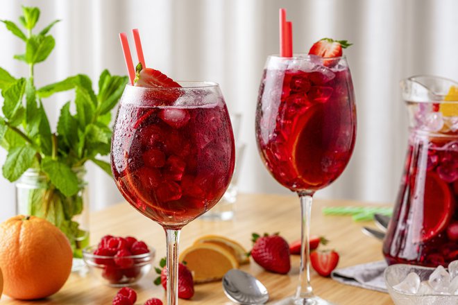 Cviček spritz: poletna pijača, ki bi lahko postala hit tega poletja