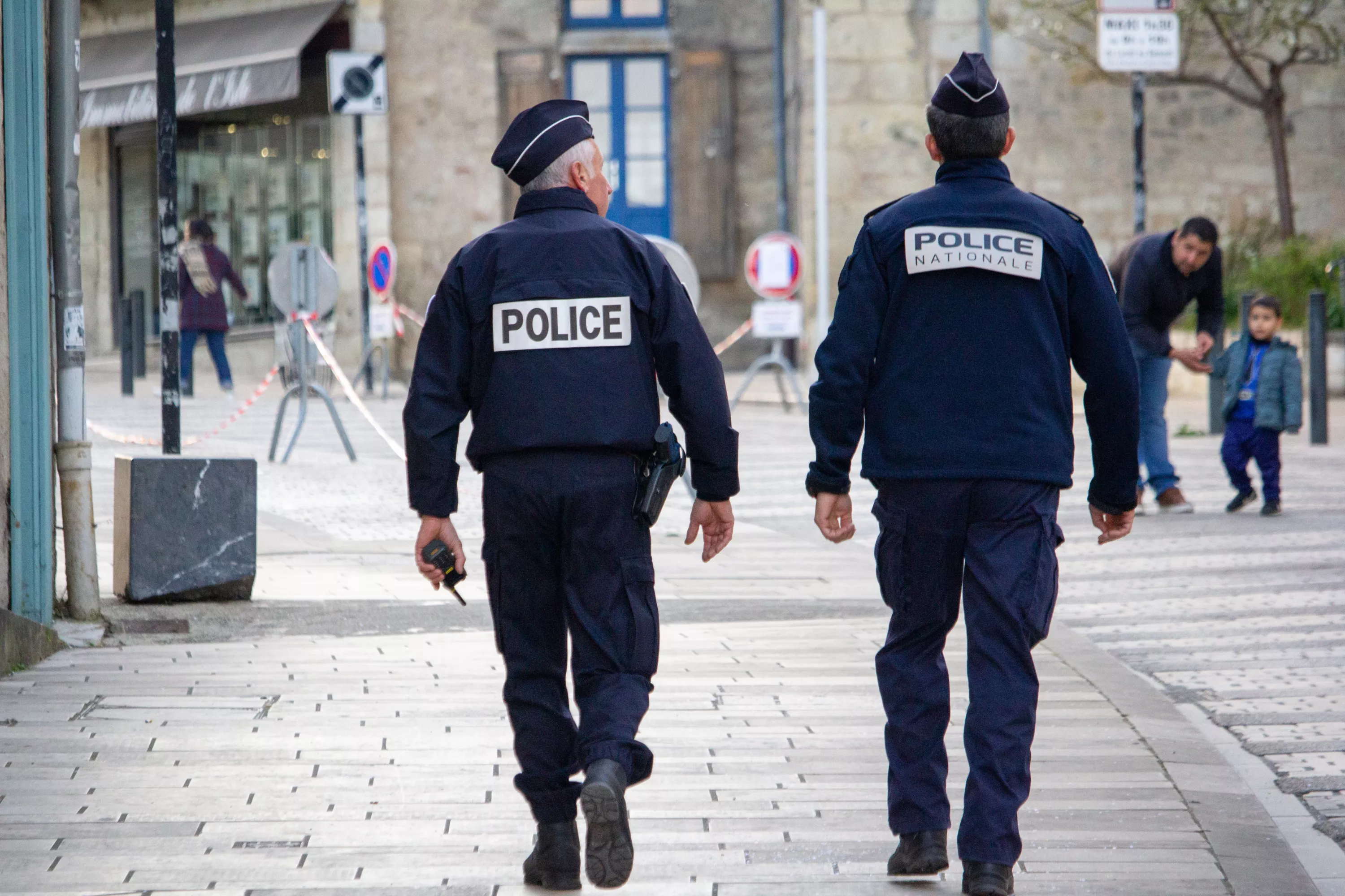 Les 50 décisions qui ont coulé la France : le grand renoncement sécuritaire et judiciaire