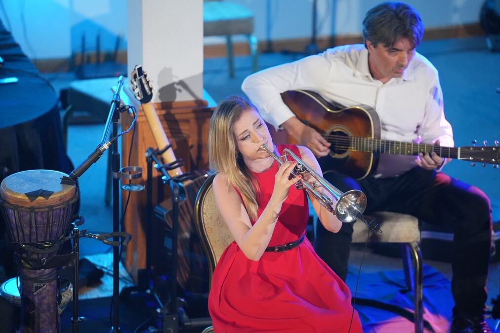 Orkestar Danijela predstavio Srbiju u Beču, dok Danijela Veselinović osvaja svetsku scenu
