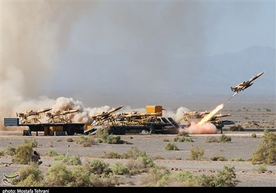 Army of Iran Targets US Bases in Kuwait, Qatar