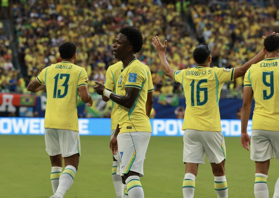 BRAZIL - JAPAN: Spektakl u Hjustonu - Selekao napada Samuraje!  Anćeloti sa proverenim snagama!