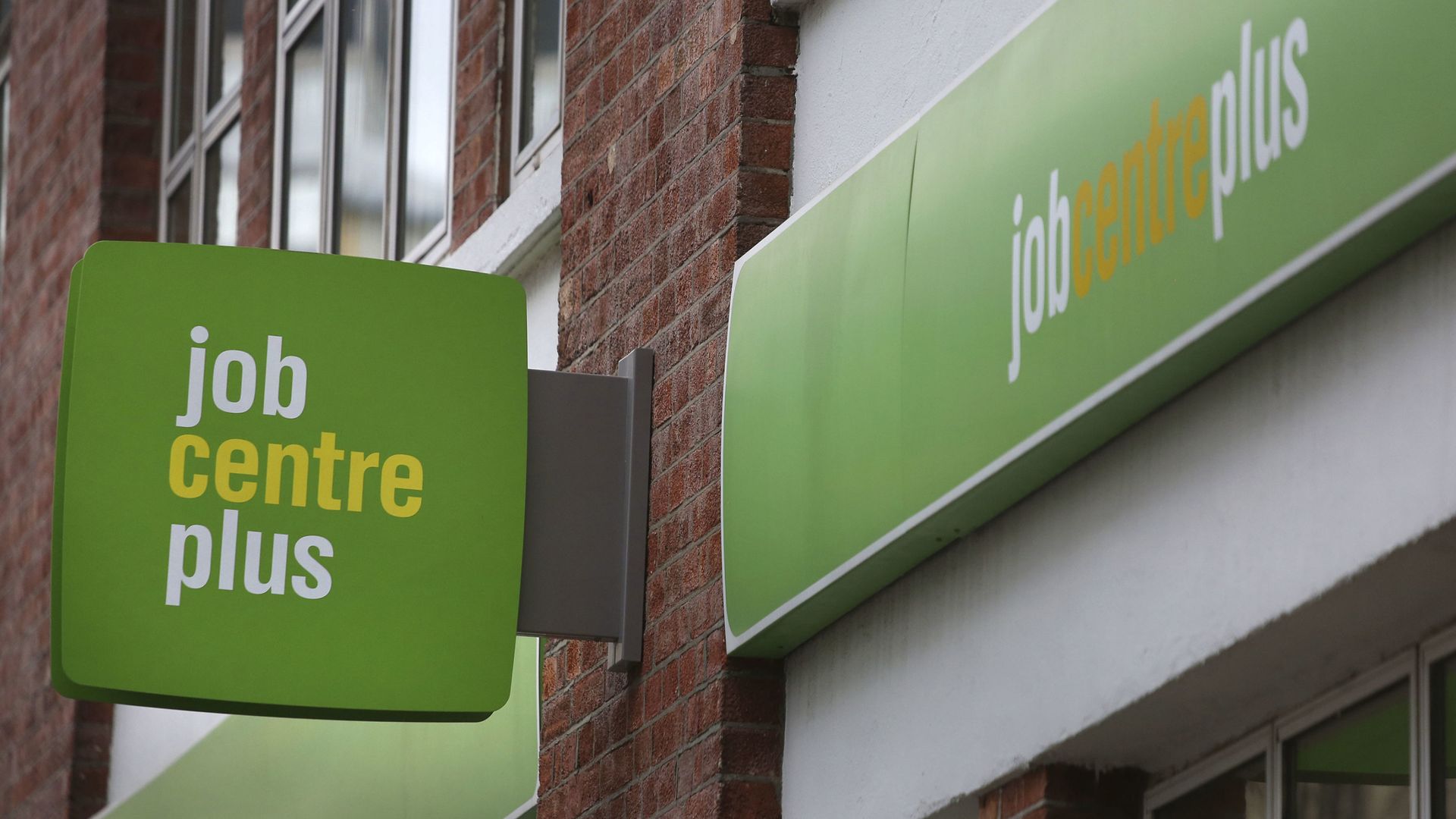 Private sector wage growth hits six year low 