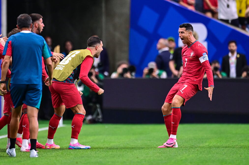 KRISTIJANO NATERAO CELU PLANETU DA MU SE POKLONI! Ronaldo ispisao istoriju Svetskog prvenstva, ovo ni Mesi nije uradio!