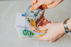 “Aliekspres” kažnjen sa vrtoglavih 550 miliona evra