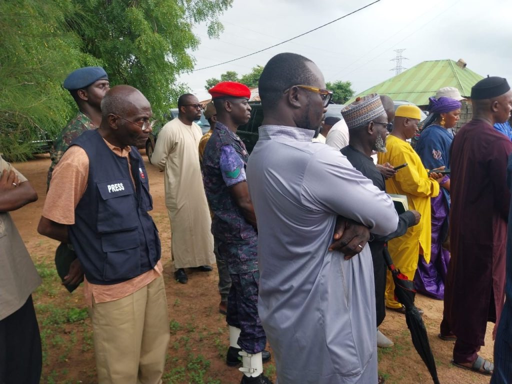 Government Praises Gambian Soldiers’ Restraint After Senegalese Troops Demolish Bullock Border Camp Fence