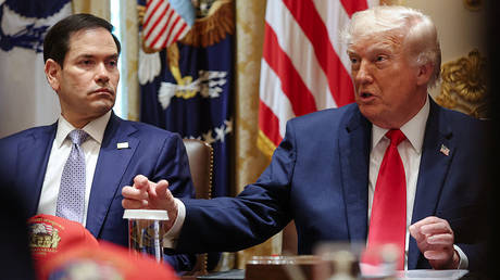 US to slash African visa hubs – media