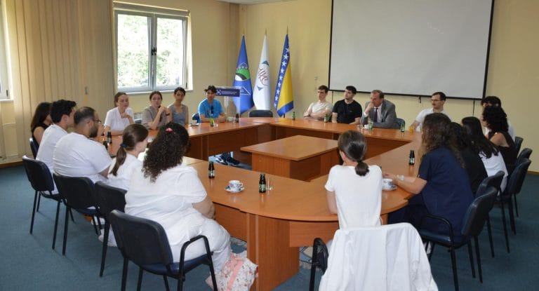 Studenti medicine iz deset država na stručnoj praksi u UKC Tuzla