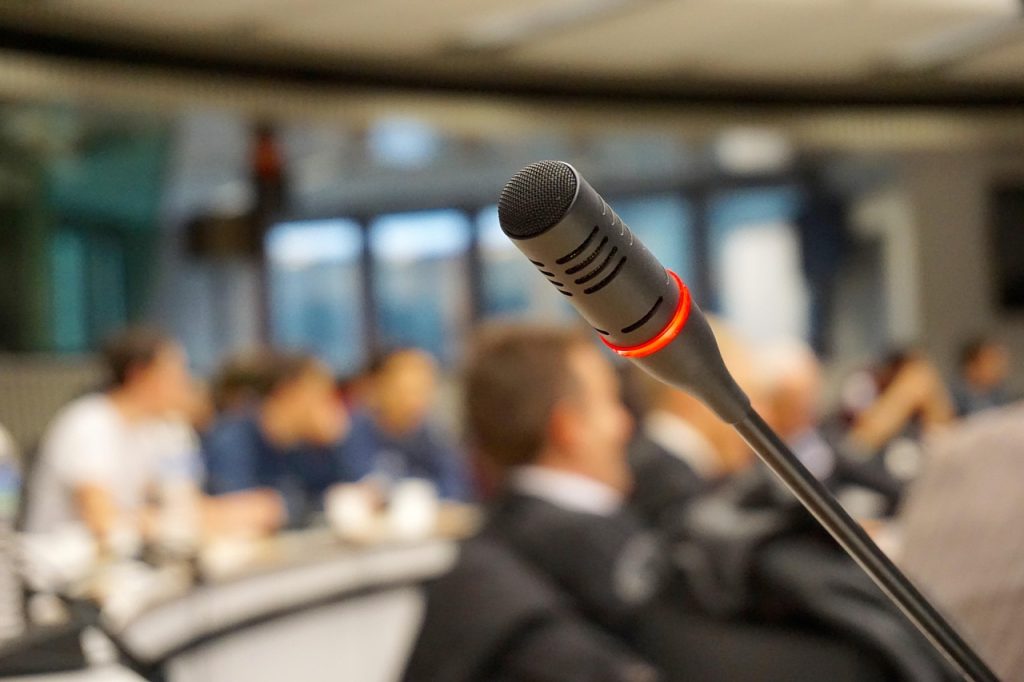 Alarm za manjinske medije: Bez stabilnog finansiranja preti gašenje redakcija i pravo na informisanje na maternjem jeziku