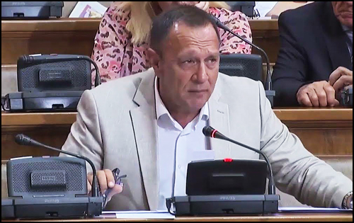 Ko je ustaša, a ko Francuz