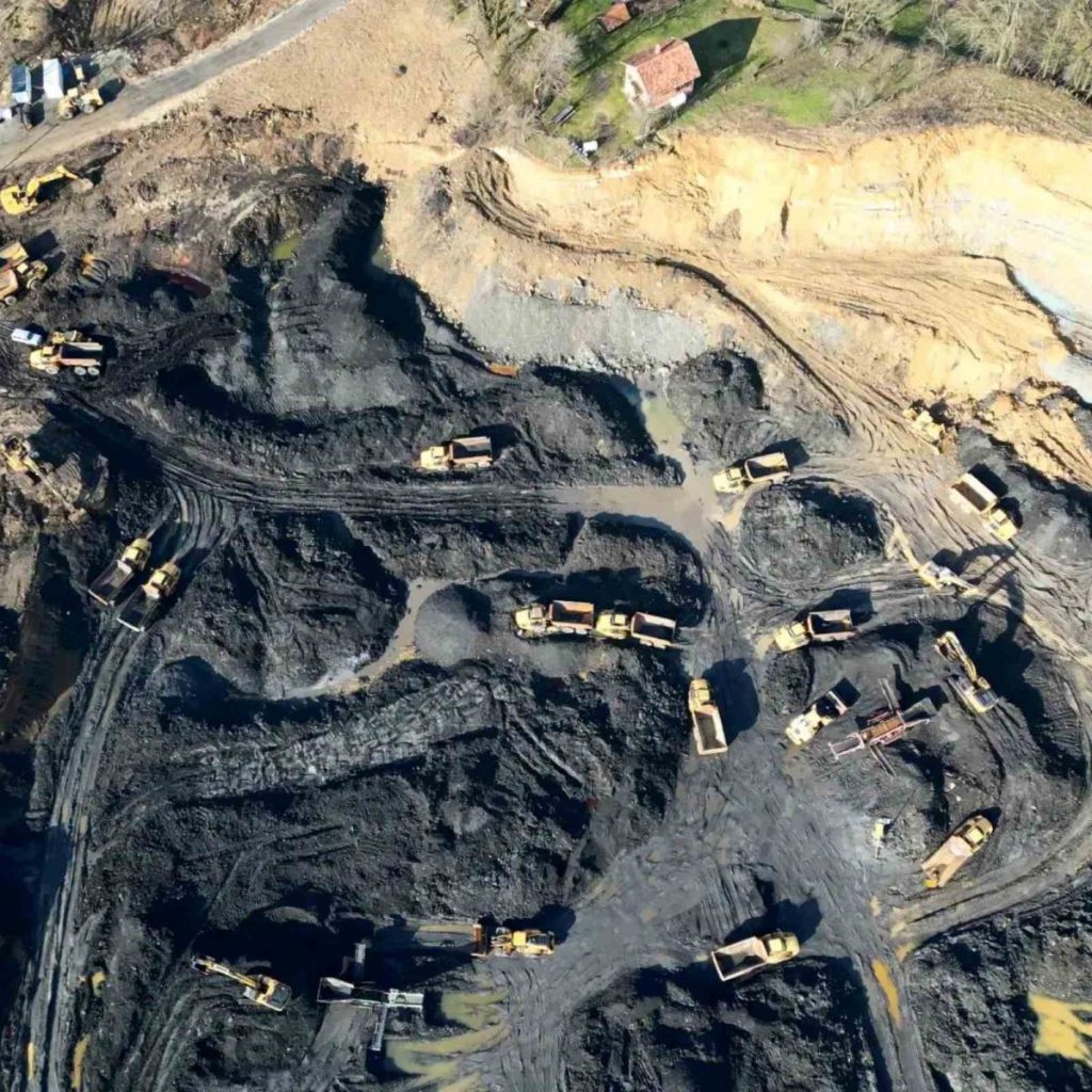 Sud poništio koncesiju, bageri na Bukovoj Kosi i dalje kopaju