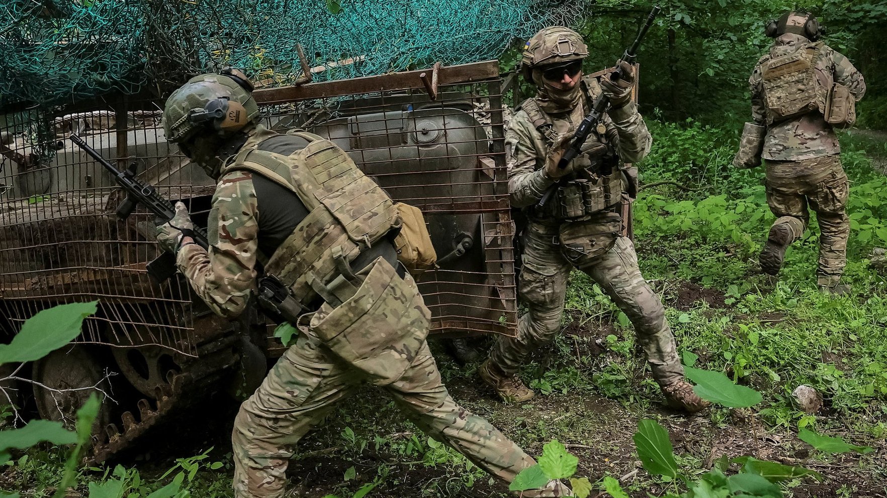 NATO varētu piešķirt Ukrainai 70 miljardus eiro, raksta "Politico"