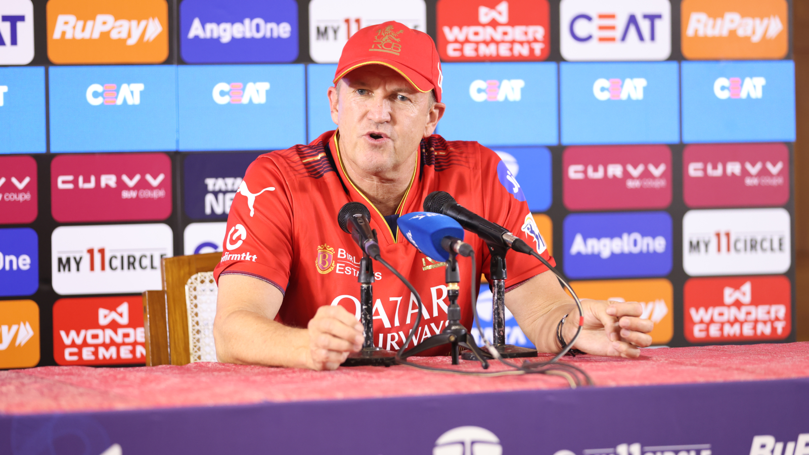 After axing Brendon McCullum, England want RCB coach Andy Flower