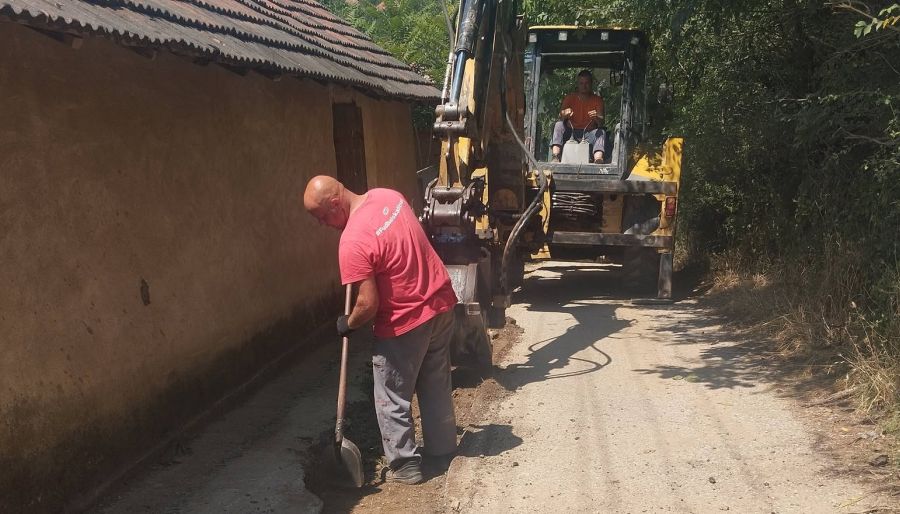Počela sanacija puta kroz Babičko nakon postavljanja gasovodnih instalacija
