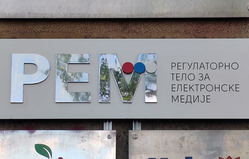 Savet REM-a bez predsednika nakon nerešenog glasanja između dva kandidata