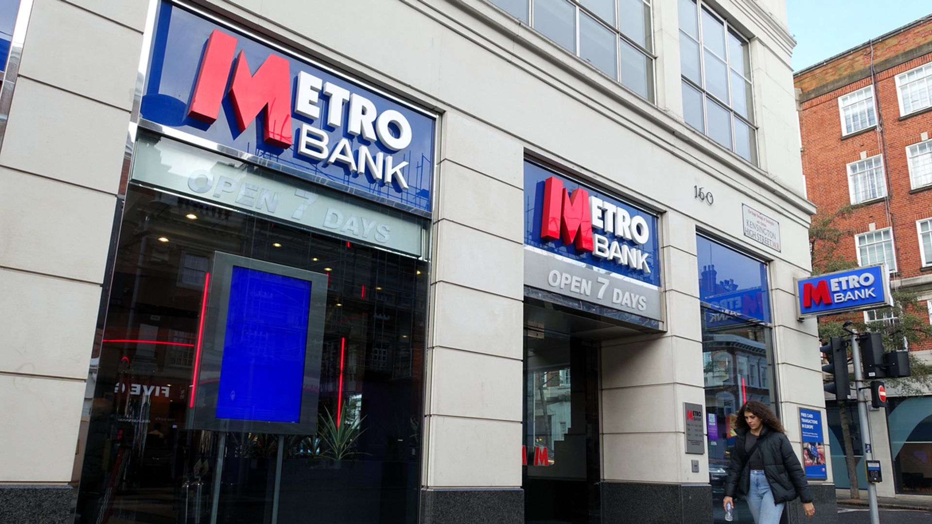 Metro Bank eyes £2bn merger with rival challenger bank Aldermore