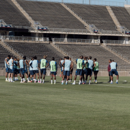  Tubarões Azuis realizam primeiro treino nos EUA antes do amigável com as Bermudas
