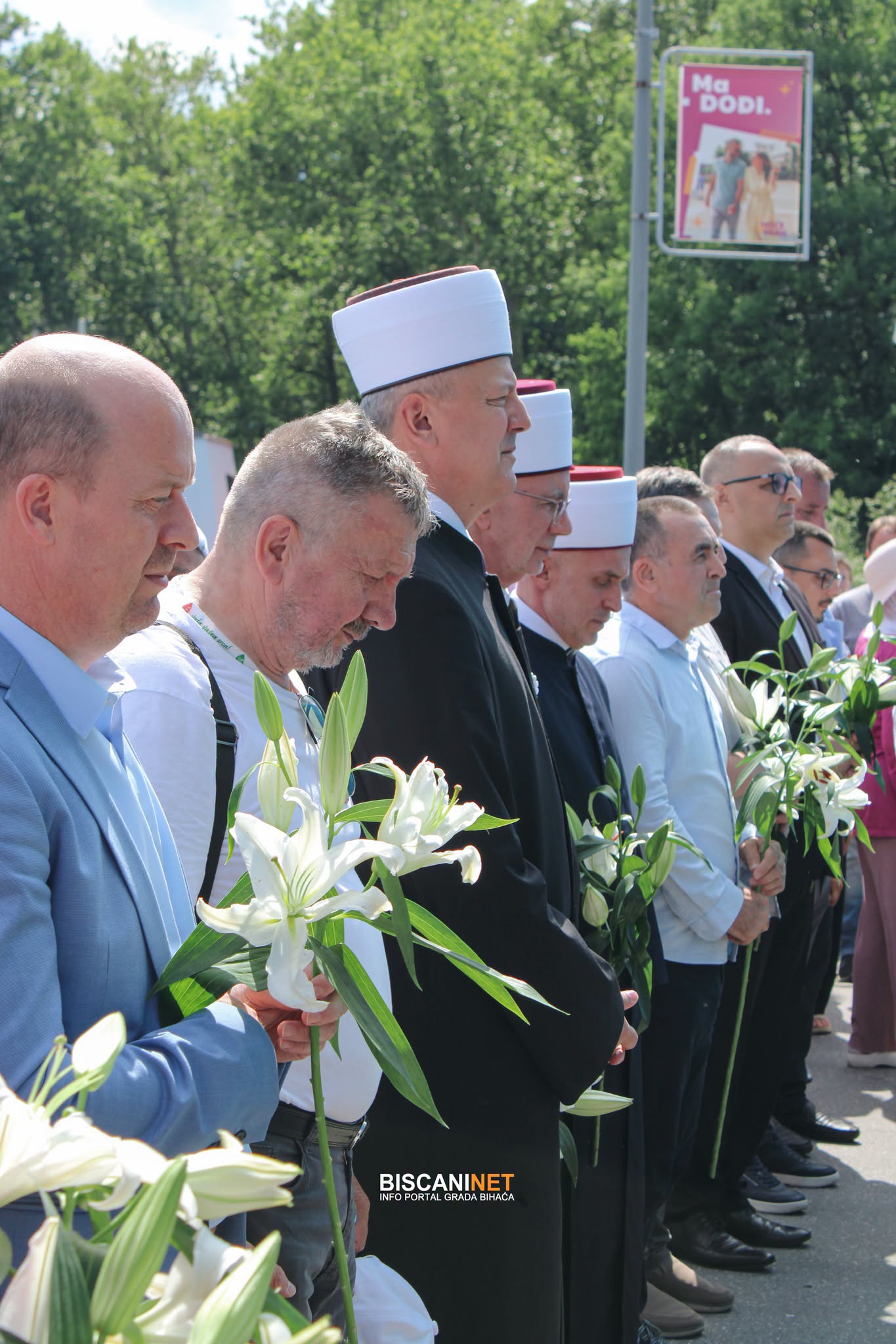 Bihać dostojanstveno ispratio šehidske tabute na putu prema Kamičanima