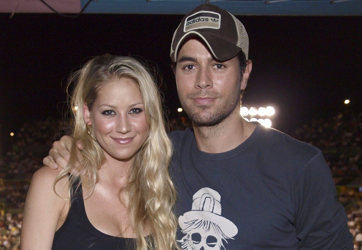 ŠTO ĆE REĆI ANNA KOURNIKOVA? Enrique Iglesias ljubio drugu ženu, fanovi ga isprozivali