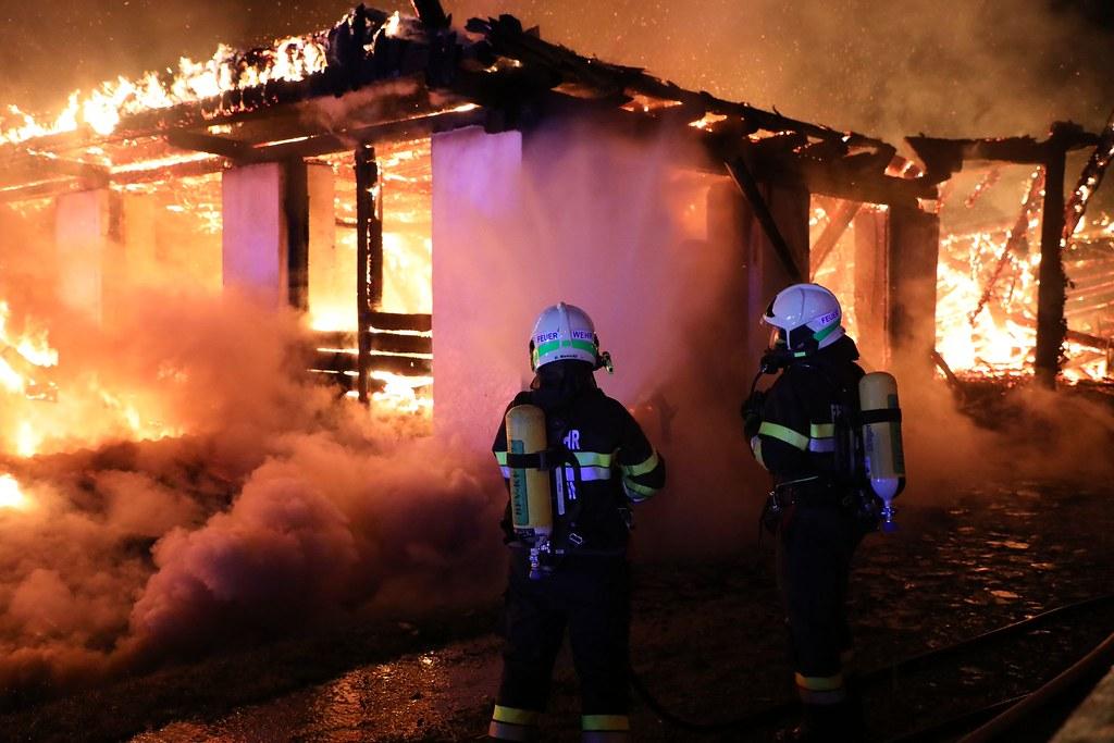 Murtal: Brand von Wirtschaftsgebäude, Wohnhaus gerettet