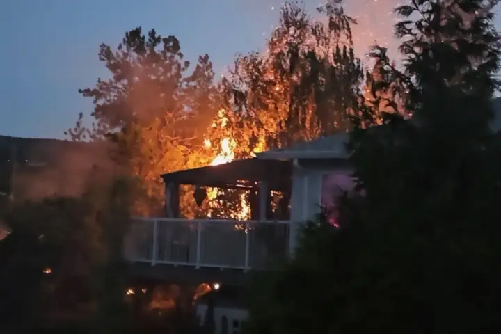 Suspicious fires in West Kelowna leave residents shaken as RCMP investigate
