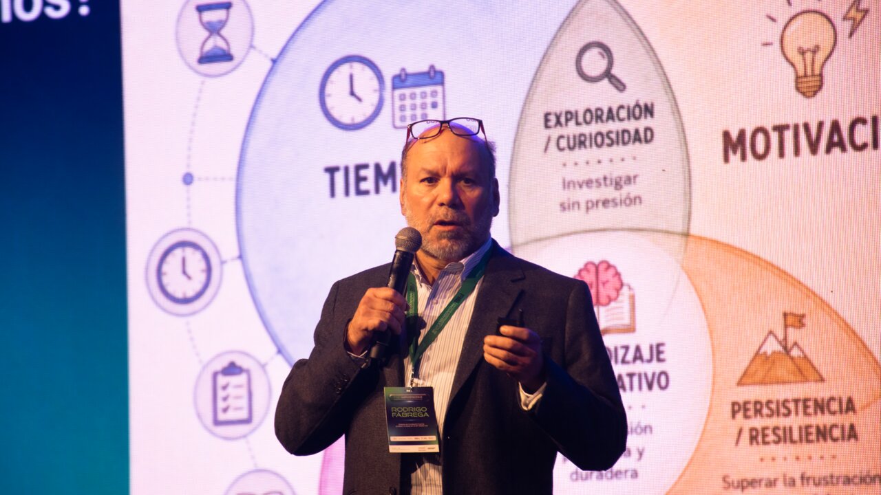 Inteligencia artificial y neurociencia redefinen el aprendizaje del futuro