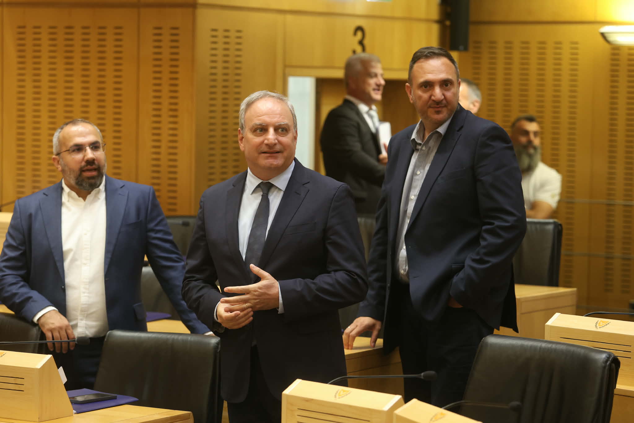 ΑΚΕΛ για εκλογή Αννίτας: «Η Άμεση Δημοκρατία αποκαλύφθηκε με το καλημέρα» – Πυρά σε ΔΗΚΟ και ΕΛΑΜ – Τι είπε για ΆΛΜΑ