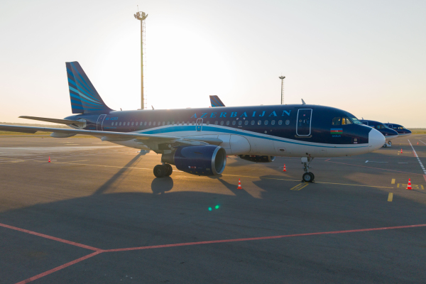 Azerbaijan Airlines пополнила свой флот четвертым самолетом с начала года
