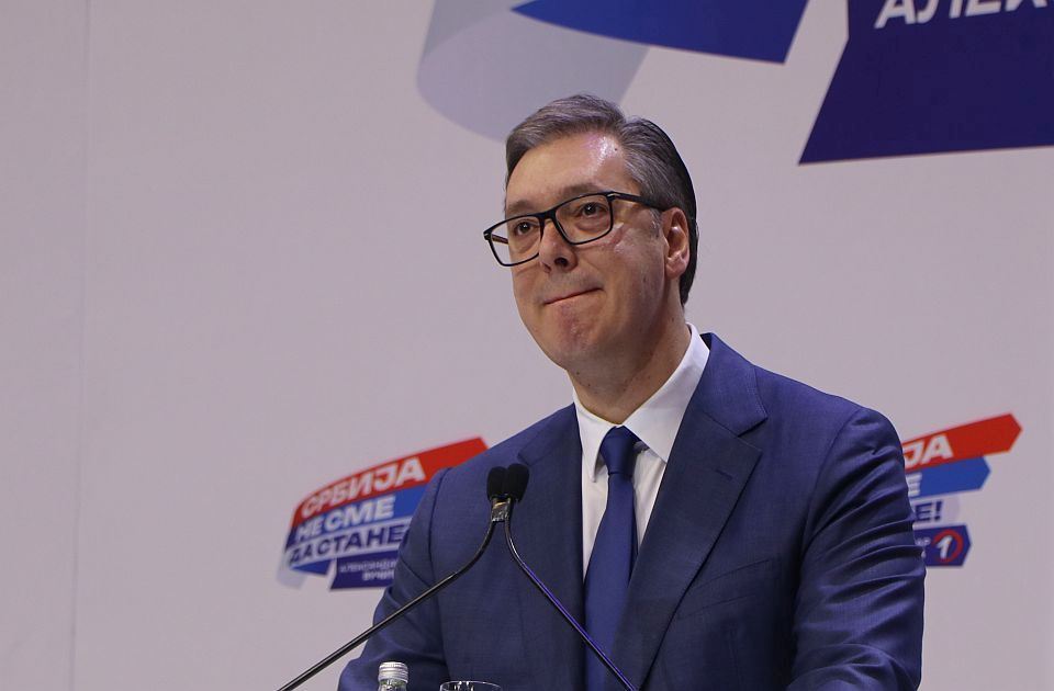 Vučić o ćacijima u Tivtu: "Hteli da mi omoguće bolje okruženje u kom bih se obradovao"