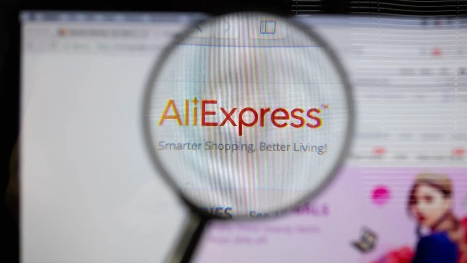  Bruselas multa a AliExpress con 550 millones por no frenar la venta de productos ilegales dentro de la plataforma 