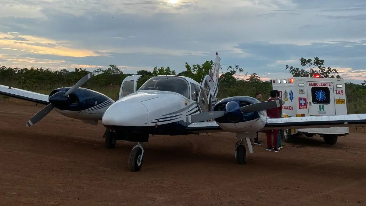 El modelo de Harvard que trajo US$ 30 millones para salvar vidas en la selva colombiana con ambulancias aéreas