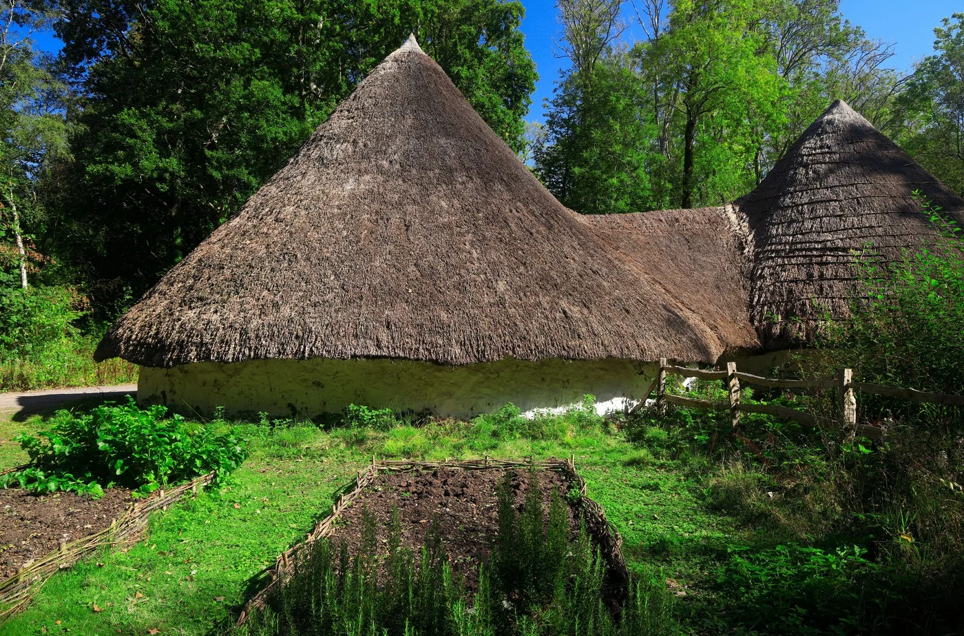 Da li ste znali za ovo mesto u Vojvodini? Keltsko selo koje izgleda kao filmski set