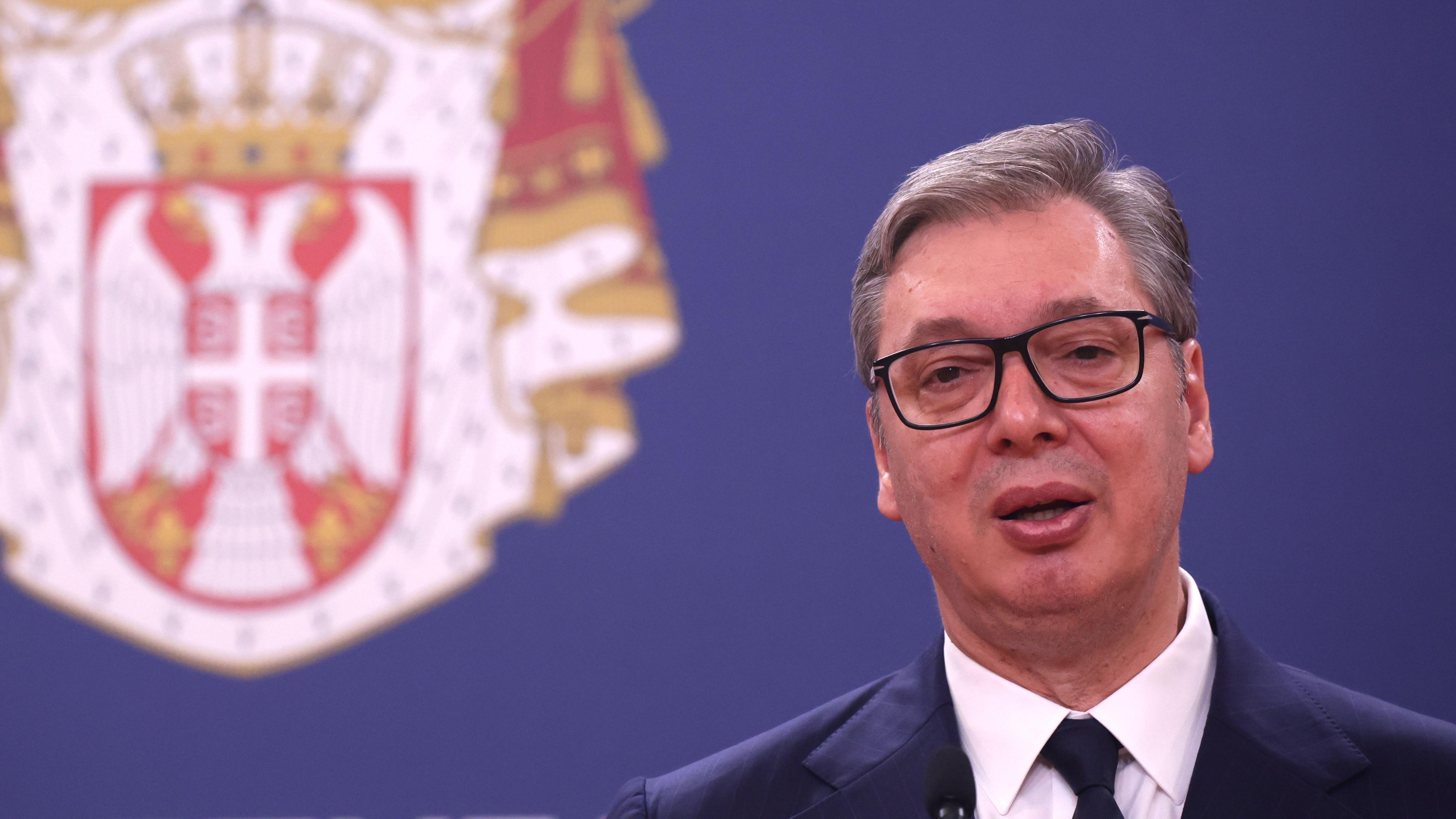 Vučić: Putnici iz Tivta SNS 'aktivisti', njihov dolazak 'politička greška'