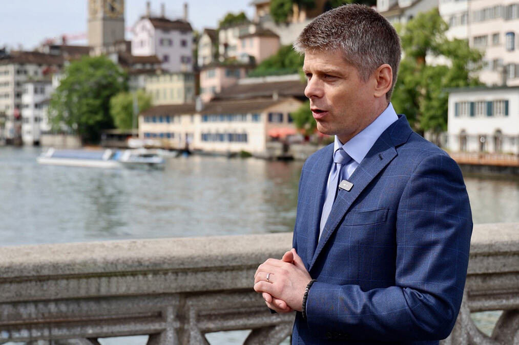 IZLOŽBA O ŽIVOTU SRBA NA KIM U SRCU ŠVAJCARSKE Arno Gujon: Izlazimo sa porukom da postoji jedan narod u srcu Evrope, koji strada zbog toga što su pravoslavci!